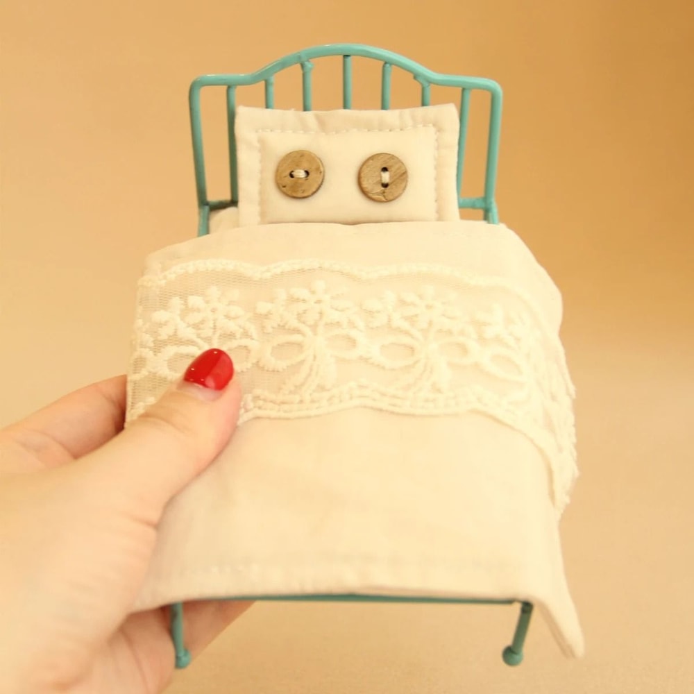 Mini Dollhouse Furniture Set Cute Miniature Toy Decor Gift Set 1