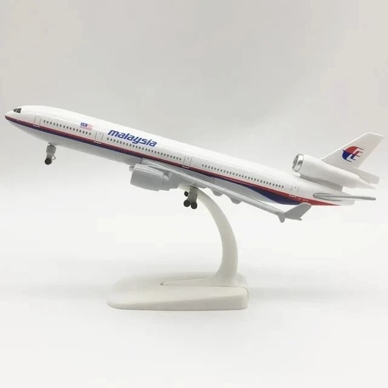MD11 Aircraft Model Plane Diecast Metal Airplane Model Aviation Desk Decor 4