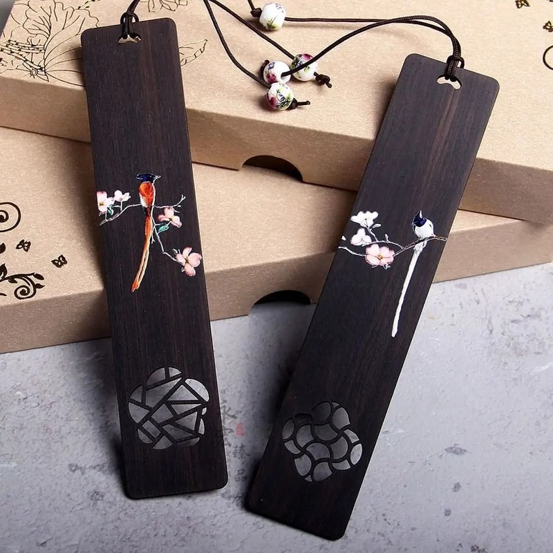 Retro Wooden Bookmark Carved Book Clip Marker Chinese Style Reading Accessory 10