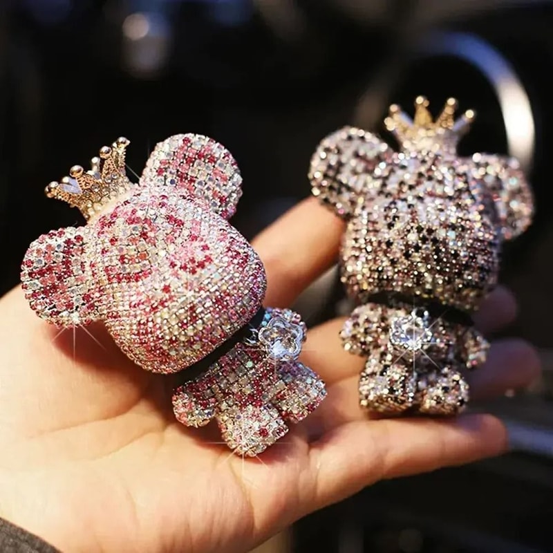 Luxury Bear Car Air Freshener Clip With Crown Diamond Aromatherapy Decor 17