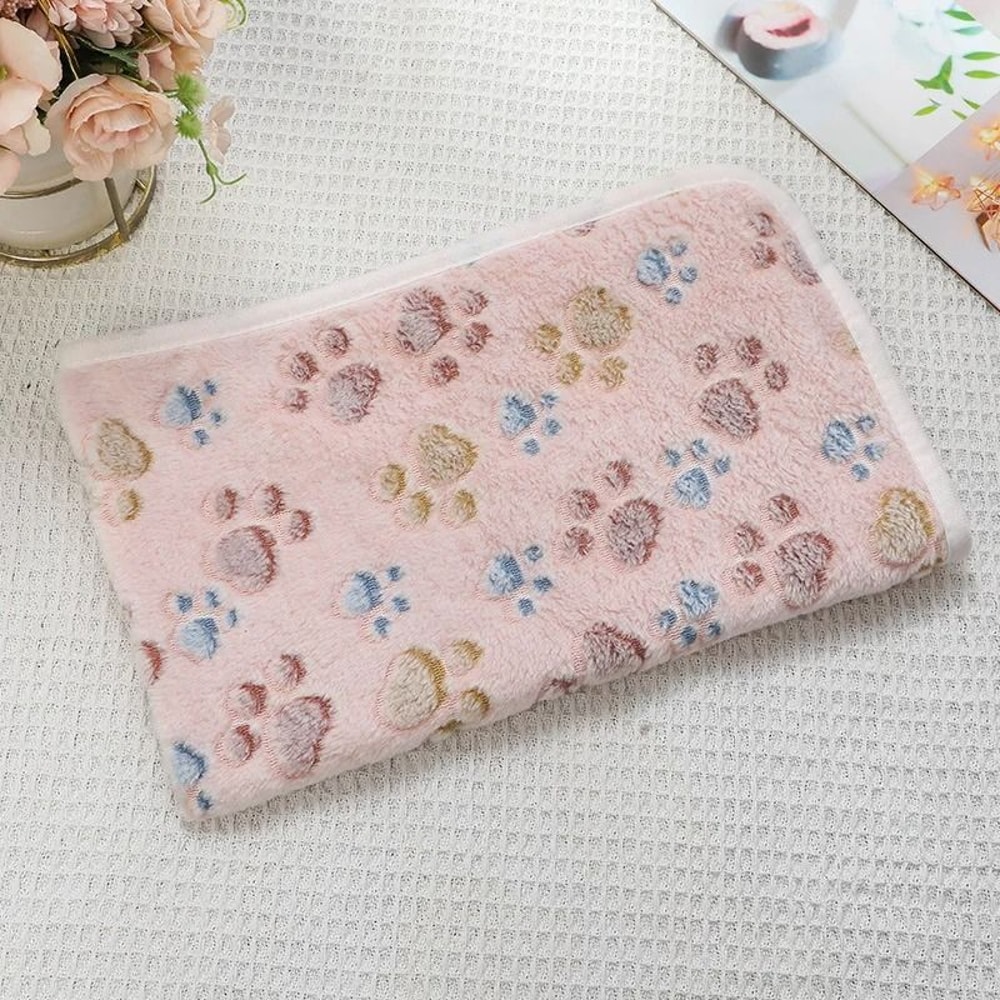 Soft Flannel Paw Print Pet Blanket Warm Mat For Dogs And Cats 7