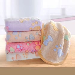 soft winter pet blanket fleece sleeping mat for cats and dogs with paw and bone pattern