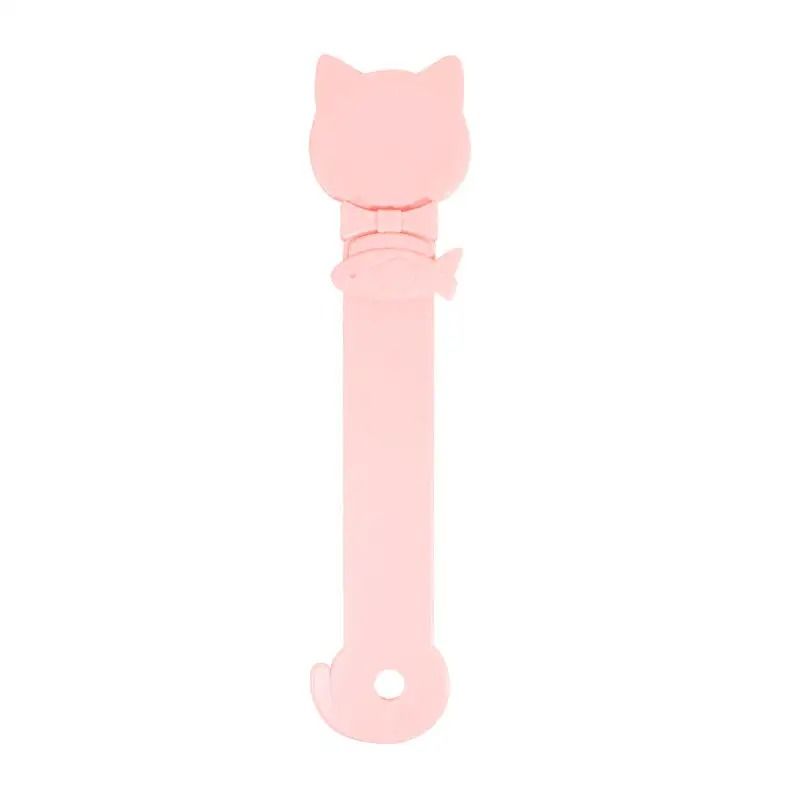 Mess Free Cat Treat Spoon Feeder For Lickable Treats 2