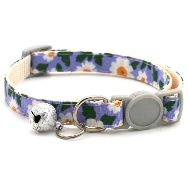 Adjustable Daisy Pet Bandana Collar For Cats And Small Dogs 2