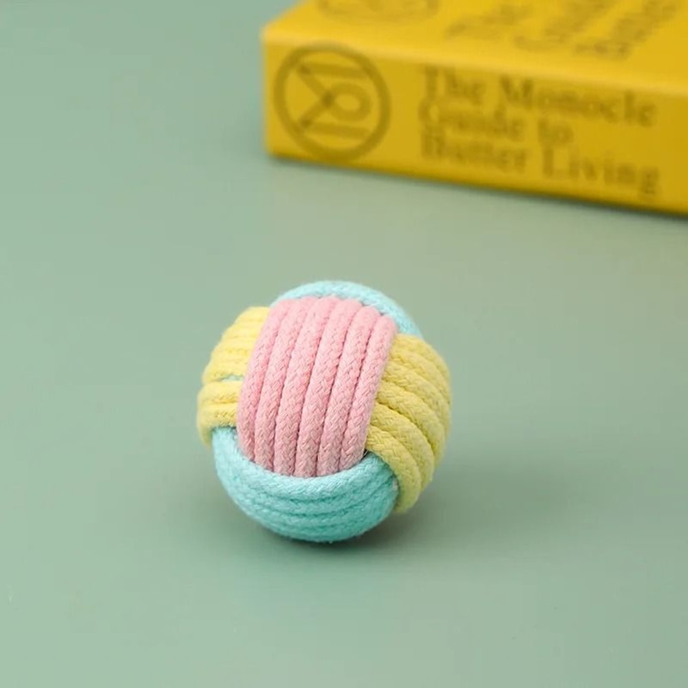 Interactive Cotton Rope Cat Ball Toy For Chewing Chasing Training And Indoor Play 2