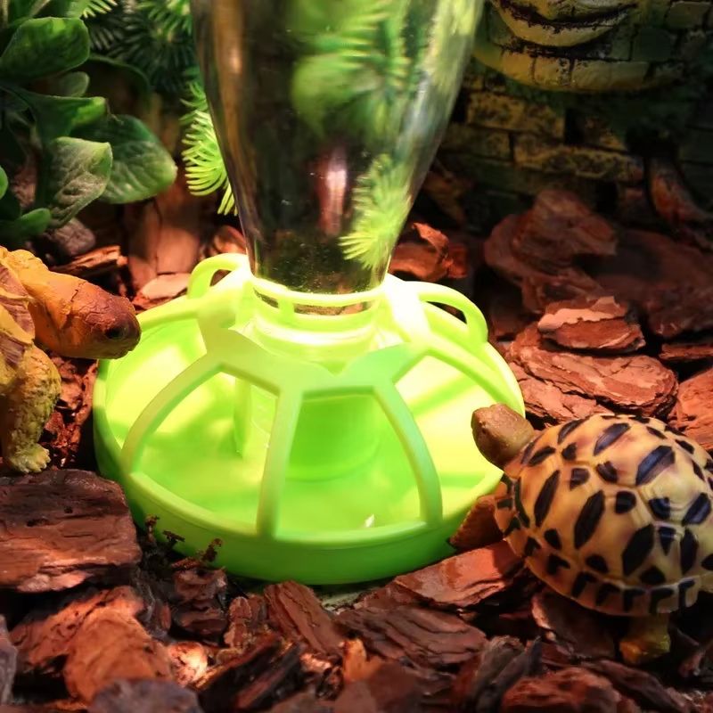 Lotus Leaf Reptile Water Dispenser With Lizard Water Bottle And Feeding Dish 0