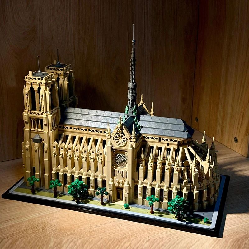 NotreDame De Paris Architectural Building Set 4383 Piece Collectible Model Kit For Adults 0