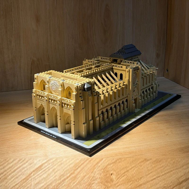 NotreDame De Paris Architectural Building Set 4383 Piece Collectible Model Kit For Adults 2