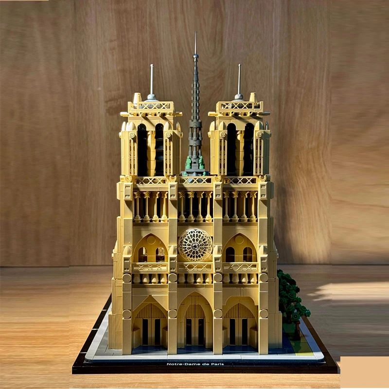 NotreDame De Paris Architectural Building Set 4383 Piece Collectible Model Kit For Adults 5
