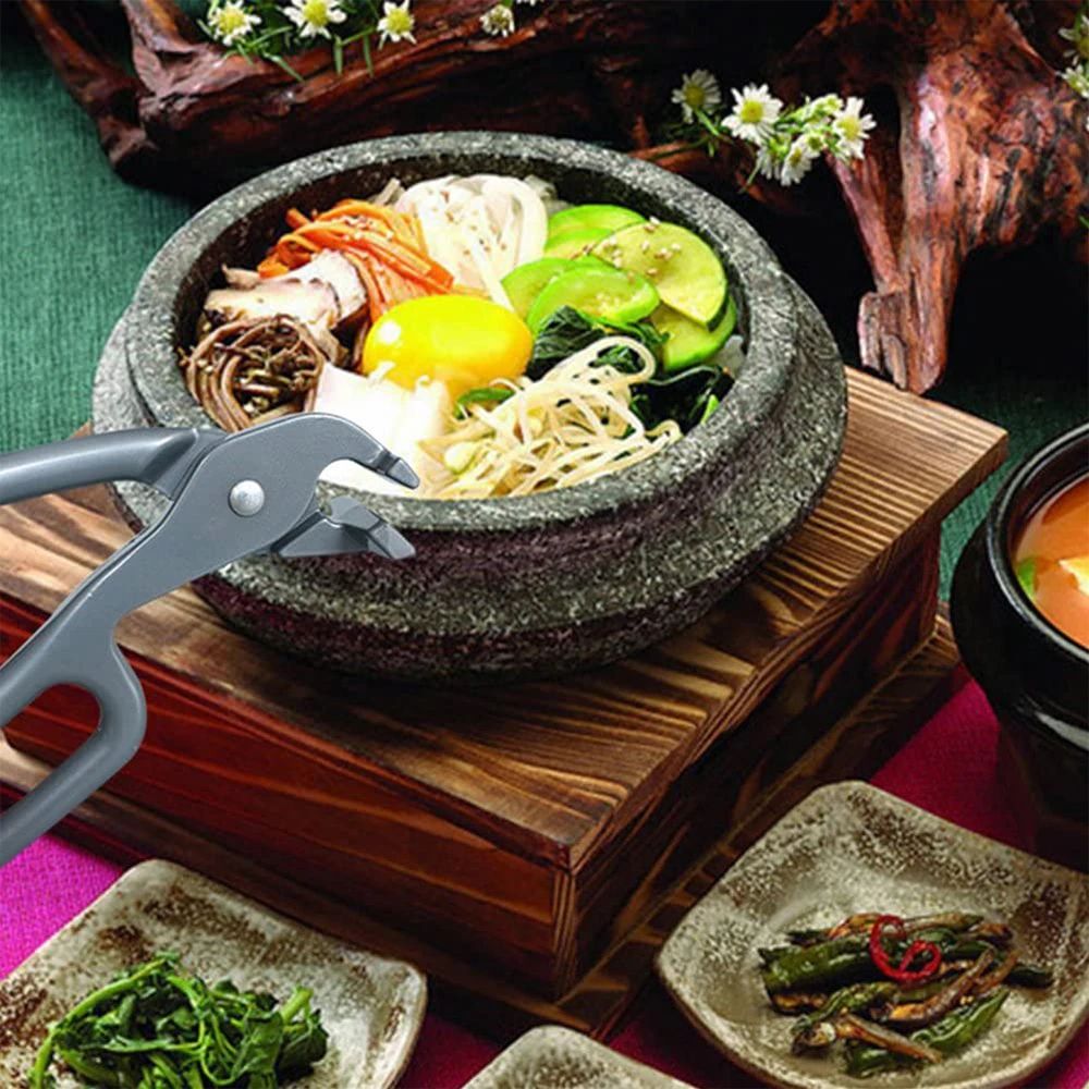 HeavyDuty Pizza Pan Gripper Cast Aluminum Oven Pan Hot Dish Tongs 3