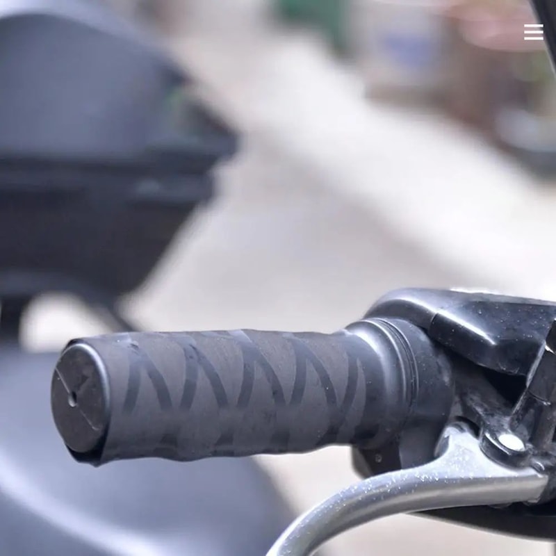 Universal NonSlip Motorcycle Handlebar Grip Cover Heat Shrink Rubber Sleeve 4