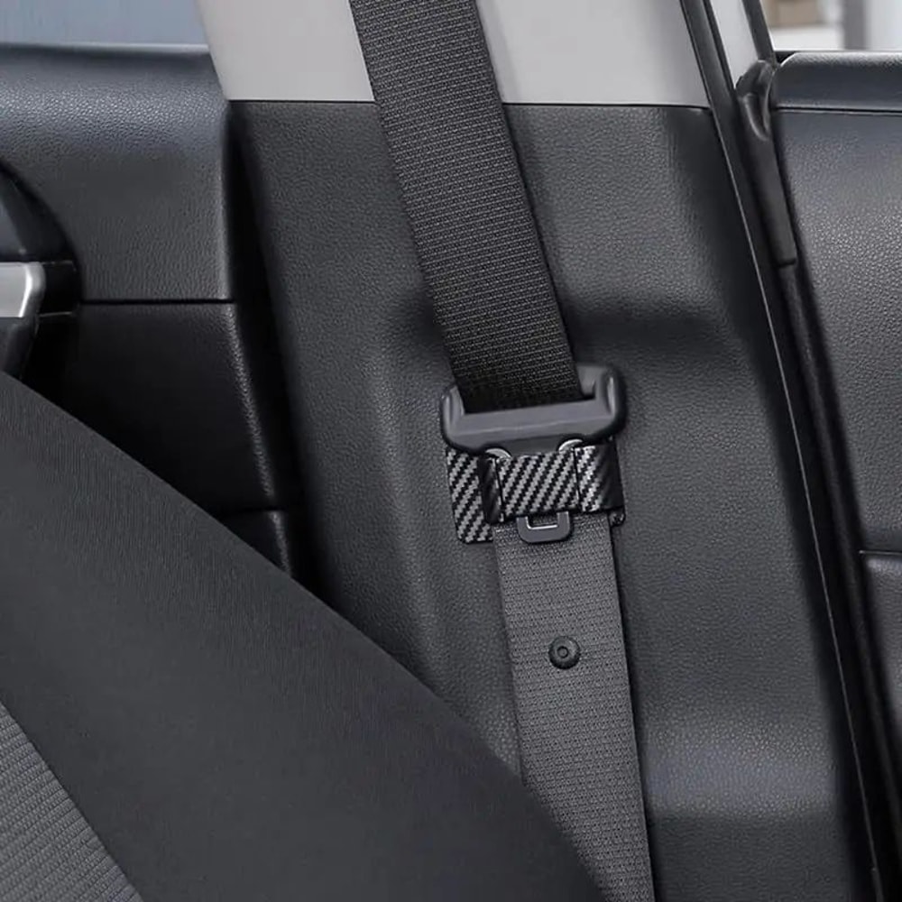 Fiber Pattern Car Seat Belt Clip ABS Seat Belt Stabilizer For Noise Reduction Interior Protection 2