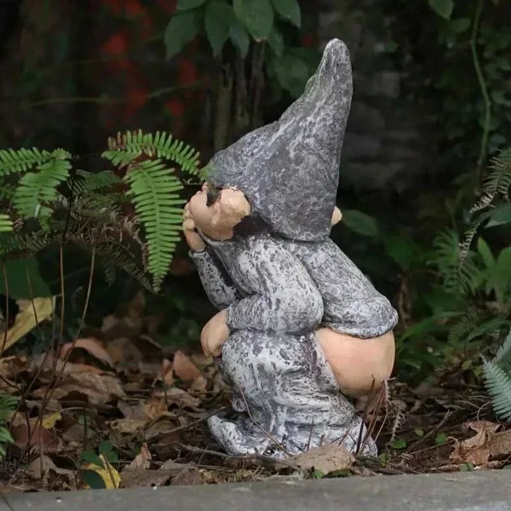 Cheeky Resin Garden Gnome Statue Playful Garden Gnome Statue For Lawn Patio Decor 3
