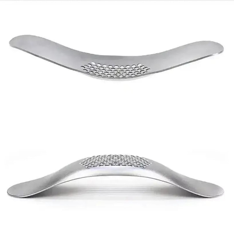 Stainless Steel Garlic Press Crusher HeavyDuty Manual Garlic Mincer For Effortless Flavor 4