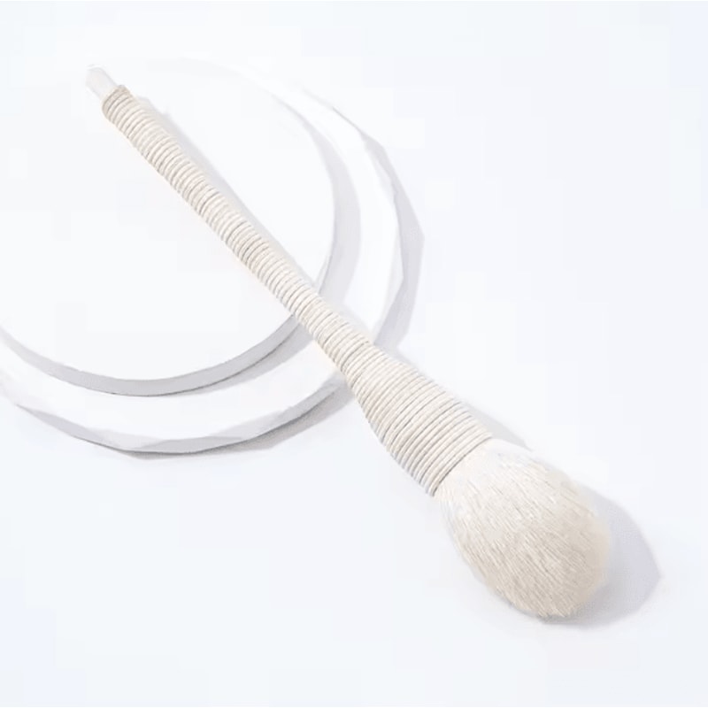 ArtisanBlend Goat Hair Makeup Brush Set Rattan Handle Professional Face And Powder Brushes 4