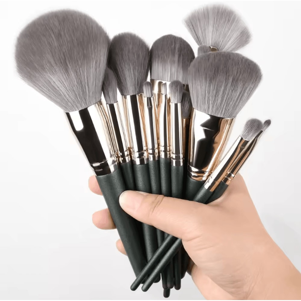 Luxe Silver 14 Piece Makeup Brush Set For Flawless Face And Eye Blending 3