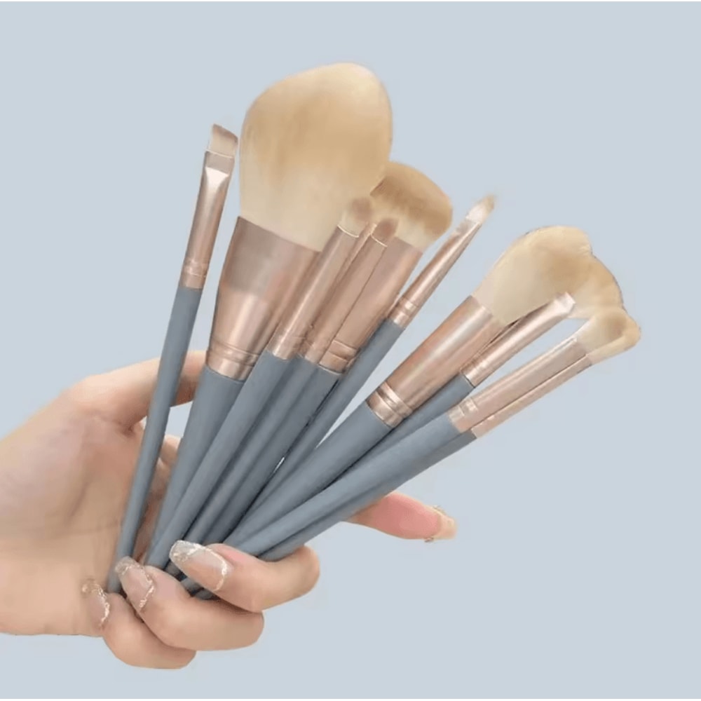 Luxe Silver 14 Piece Makeup Brush Set For Flawless Face And Eye Blending 4