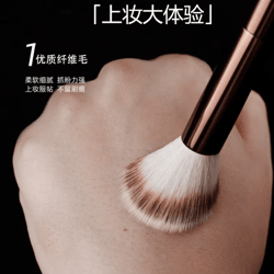 no15 angled blush brush for liquid cream bronzer and smooth contour blending