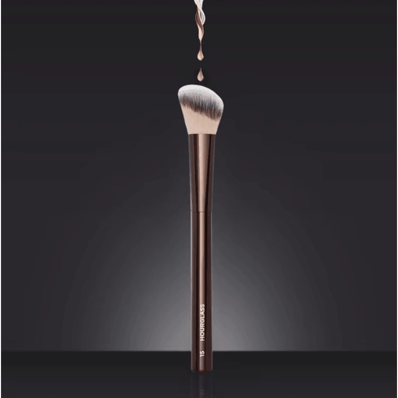 No15 Angled Blush Brush For Liquid Cream Bronzer And Smooth Contour Blending 1