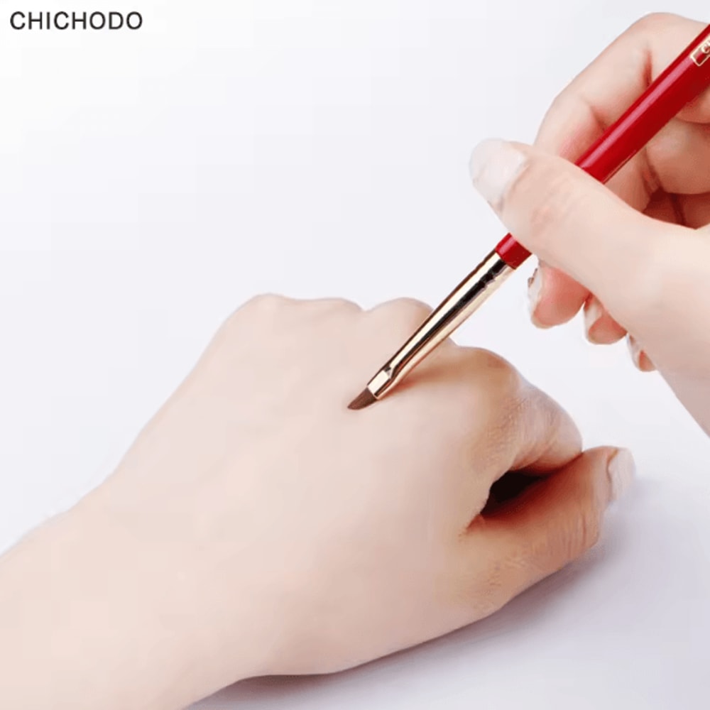 CHICHODO Red Rose Lip And Eyeliner Brush For Precise Definition And Smooth Application 1