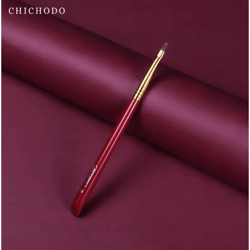 CHICHODO Red Rose Lip And Eyeliner Brush For Precise Definition And Smooth Application 2