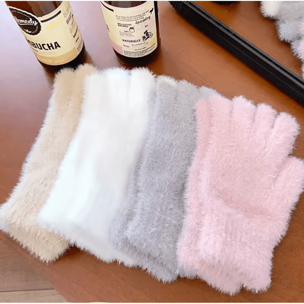 Plush Mink Velvet Winter Gloves For Women Warm Windproof Soft Five Finger Design 2