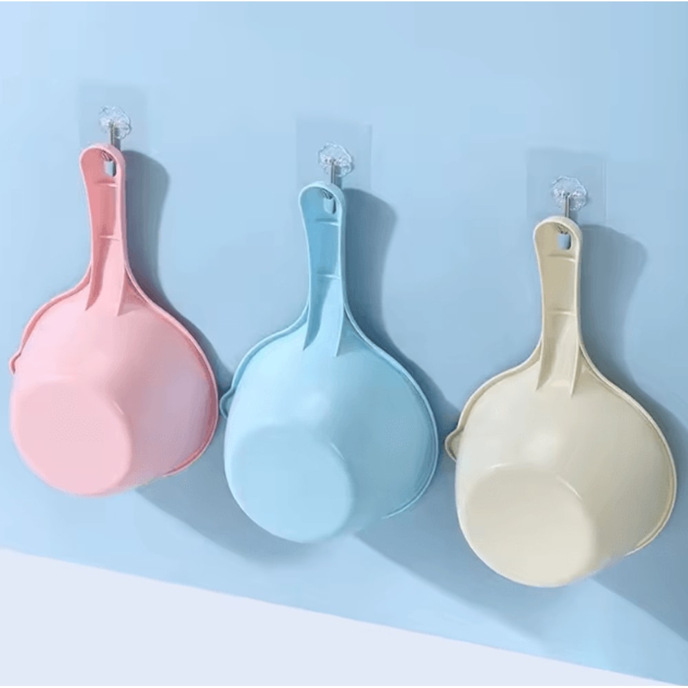 15L Plastic Water Scoop Ladle Multipurpose Bath Kitchen And Garden Water Dipper 1