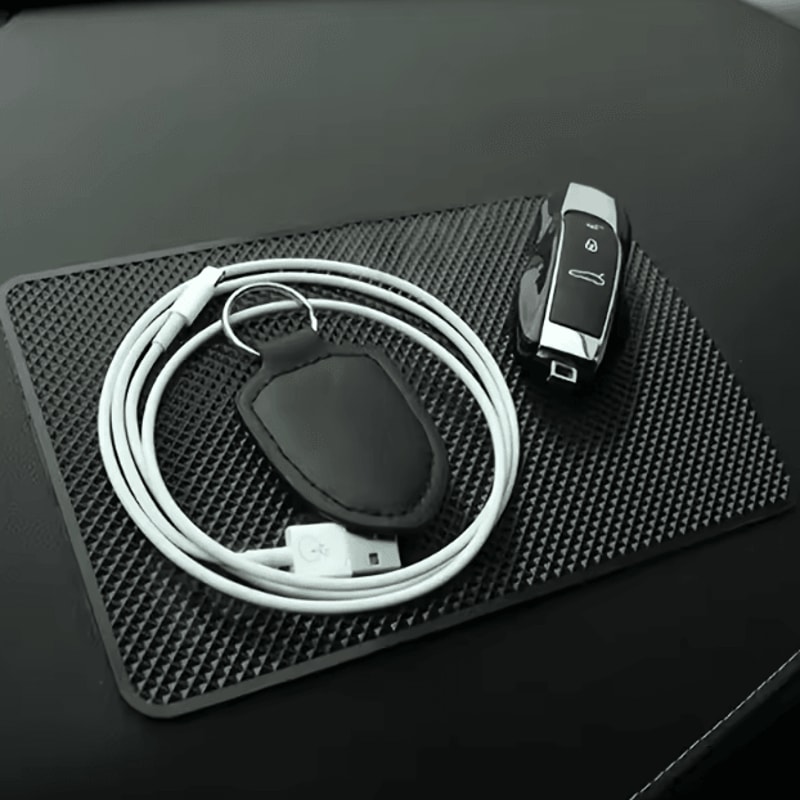 GripDash Multifunction Car AntiSlip Dashboard Mat With Phone Holder 2