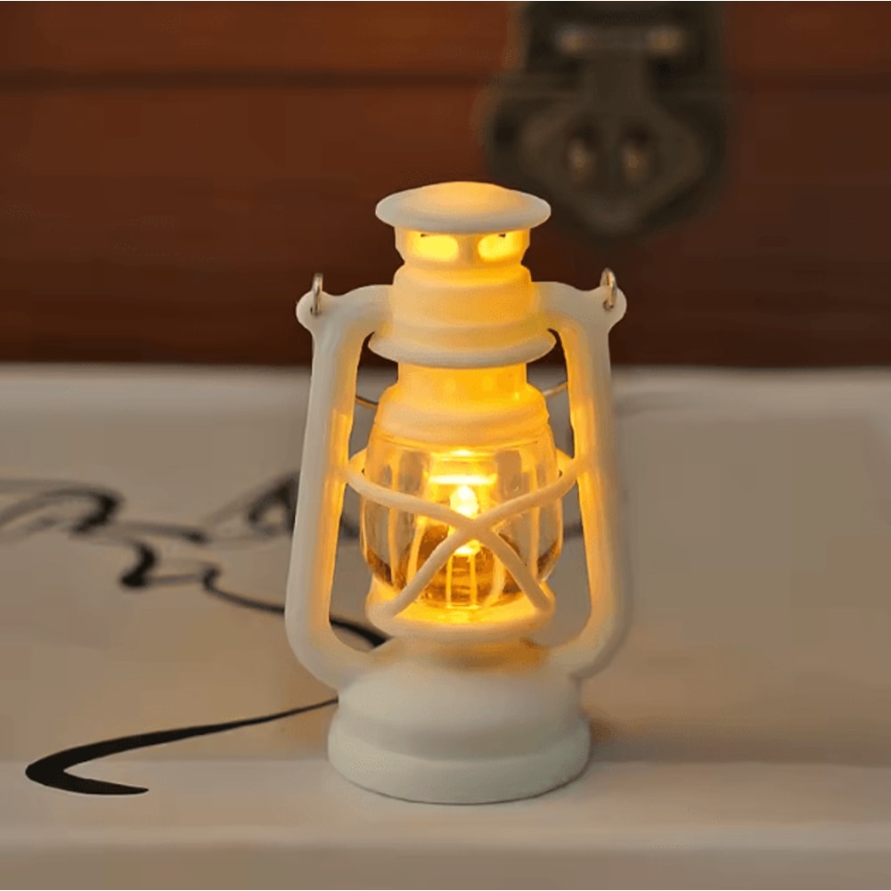 Mini LED Pony Lantern Retro Dollhouse Light Miniature Oil Lamp Decor 5