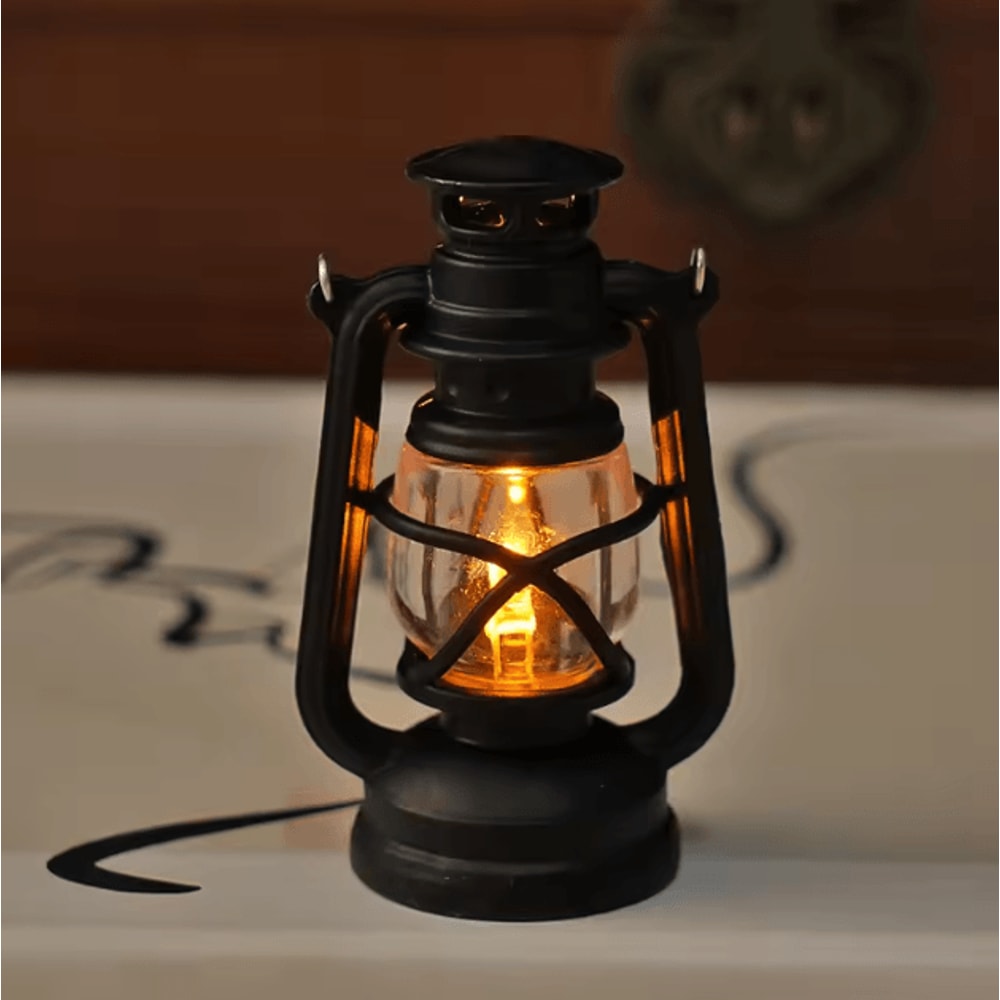 Mini LED Pony Lantern Retro Dollhouse Light Miniature Oil Lamp Decor 6