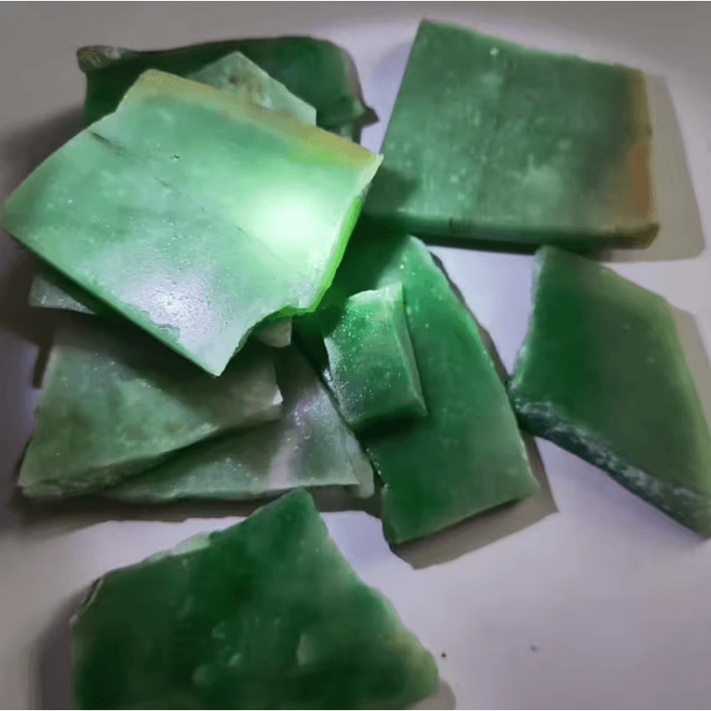 Natural Jadeite Raw Stone Green Jade Mineral Specimen For Collection Decor 3