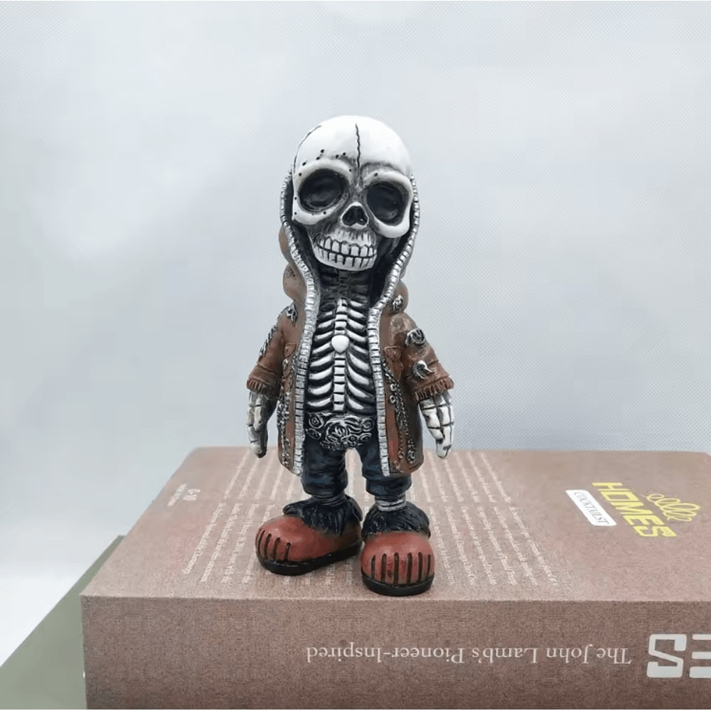 Cool Mini Skeleton Figurine Resin Skull Statue For Halloween Home Decor 2
