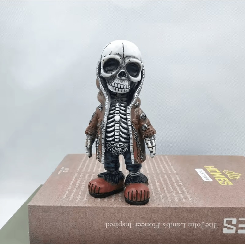 Cool Mini Skeleton Figurine Resin Skull Statue For Halloween Home Decor 2