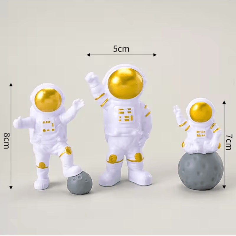 4Piece Astronaut Figurine Set Mini Spaceman Desk Decor Educational Toy Gift 8