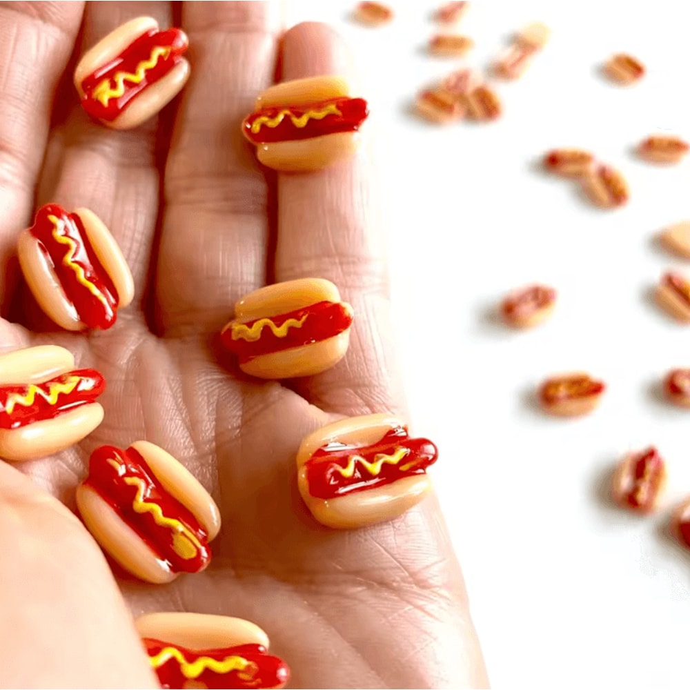 Kawaii Mini Resin Hotdog Figurines Cute Fake Food DIY Craft Dollhouse Decor Set 2