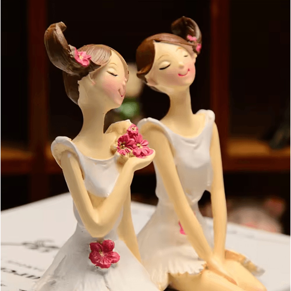 Nordic Angel Fairy Resin Figurine Set 2PCS Angel Figurines For Elegant Home Wedding Decor 1