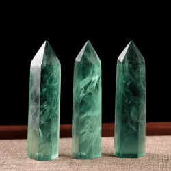 natural green fluorite crystal wand – polished fluorite crystal wand for healing, focus & elegant decor
