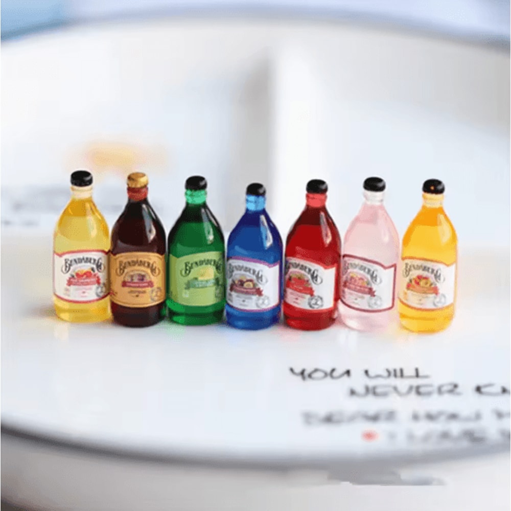 Miniature Beer Glass Set 10PCS Realistic Dollhouse Bar Cups Resin Decor 5
