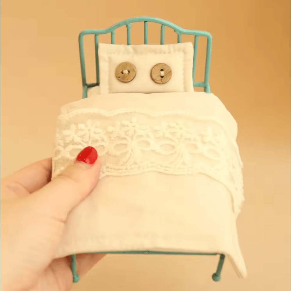 5Piece Miniature Dollhouse Furniture Gift Set Cute Resin Home Decor Collection 3