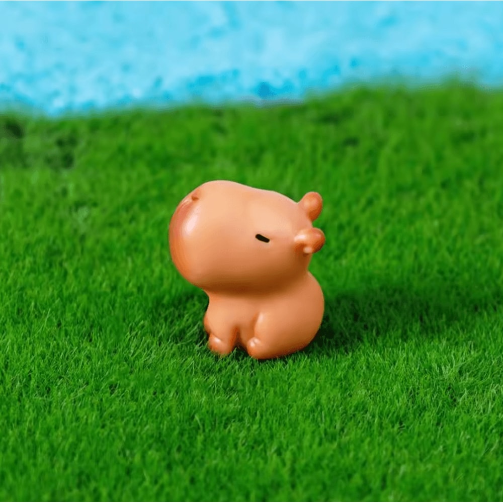 Cute Lying Orange Cat Figurine Realistic Resin Cat Desk Decor Mini Pet Ornament 10