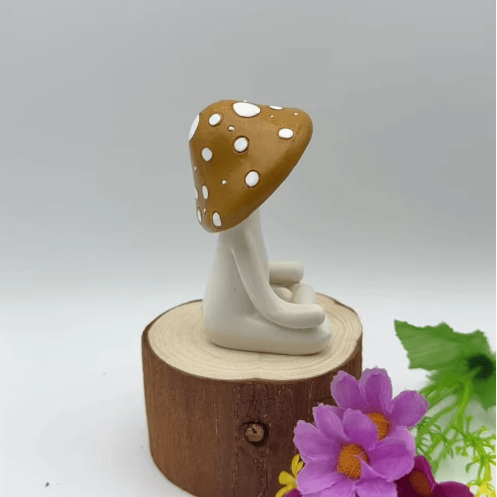 Meditation Yoga Mushroom Figurine Set Cute Resin Desktop Zen Decor 2