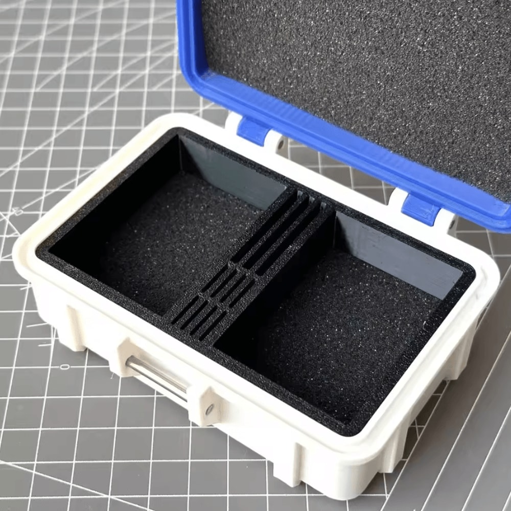 MoistureProof Camera Battery Storage Box DSLR Mirrorless Battery Case Organizer 1