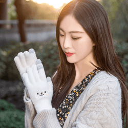 snugglebear kawaii touchscreen gloves – cute embroidered knit winter gloves for women