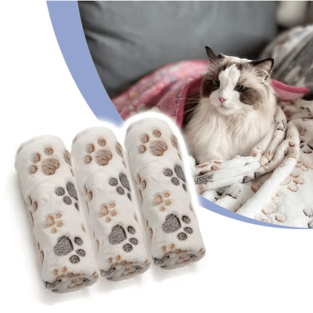 SnuggleSoft Premium Fleece Pet Blanket 0