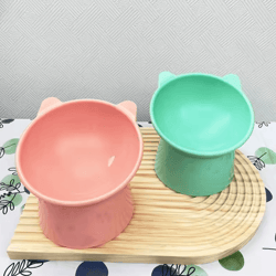 tilted elevated pet food bowl with anti-spill neck protection design