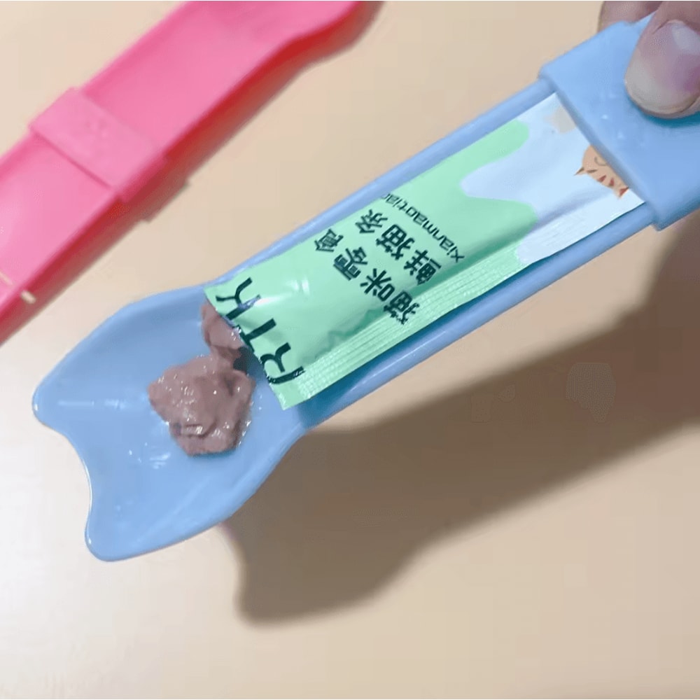 EasySqueeze Cat Treat Feeding Spoon 0