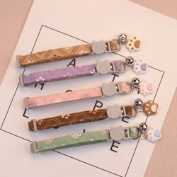 pawcharm breakaway cat collar with bell & paw print design
