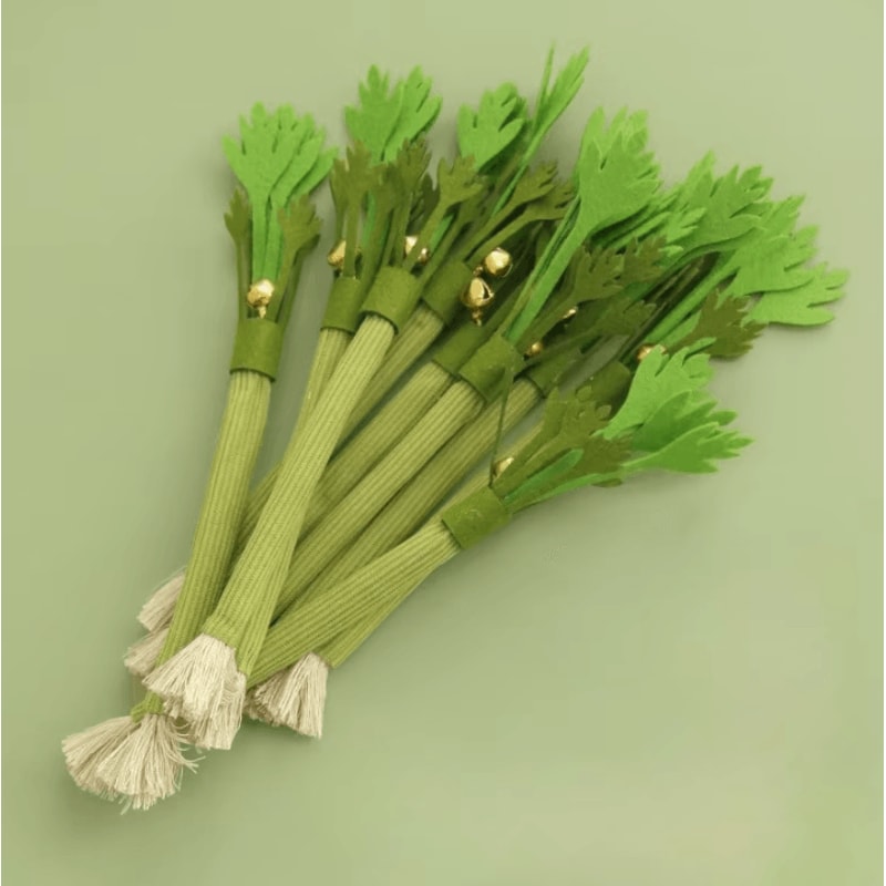 Bell Nip Natural Catnip Molar Chew Toy 3