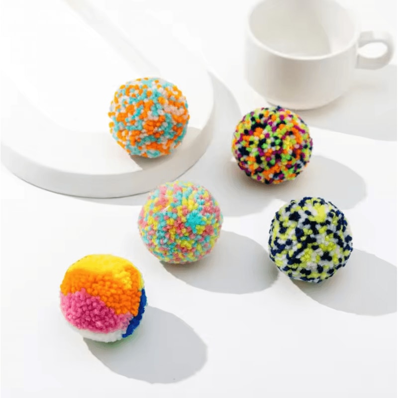 YarnBounce Interactive Cat Ball Toy 0