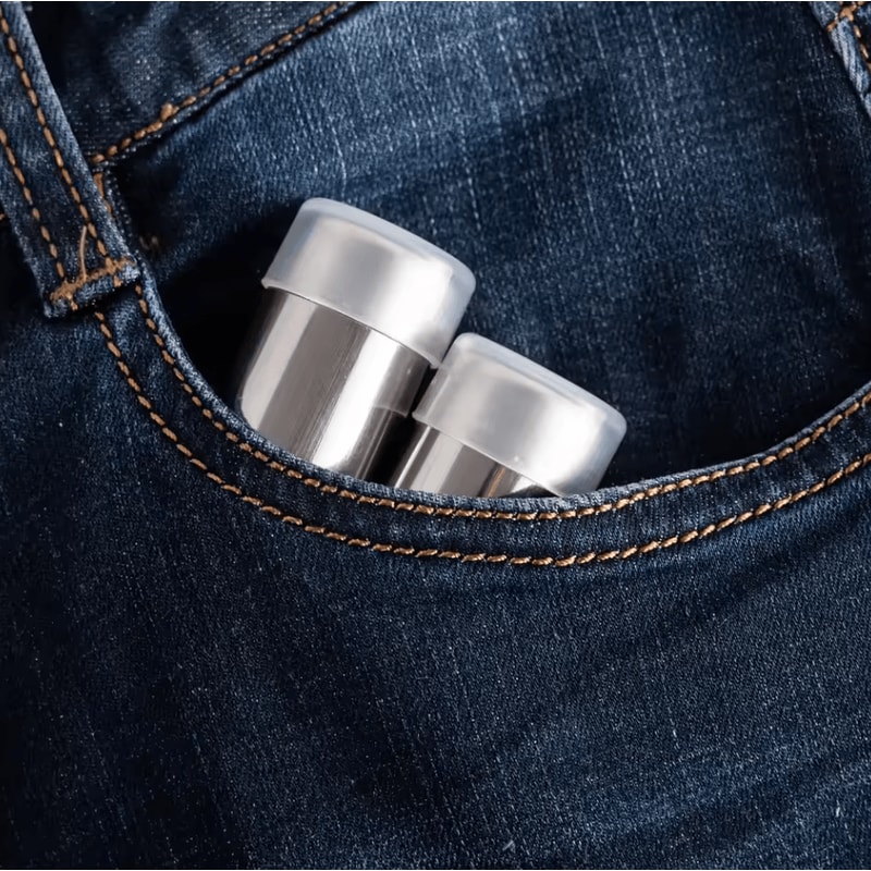 2pcs Stainless Steel Mini Spice Jars Portable Salt And Pepper Shakers 5